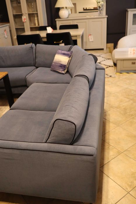 Narożnik Blues – Mti Furninova