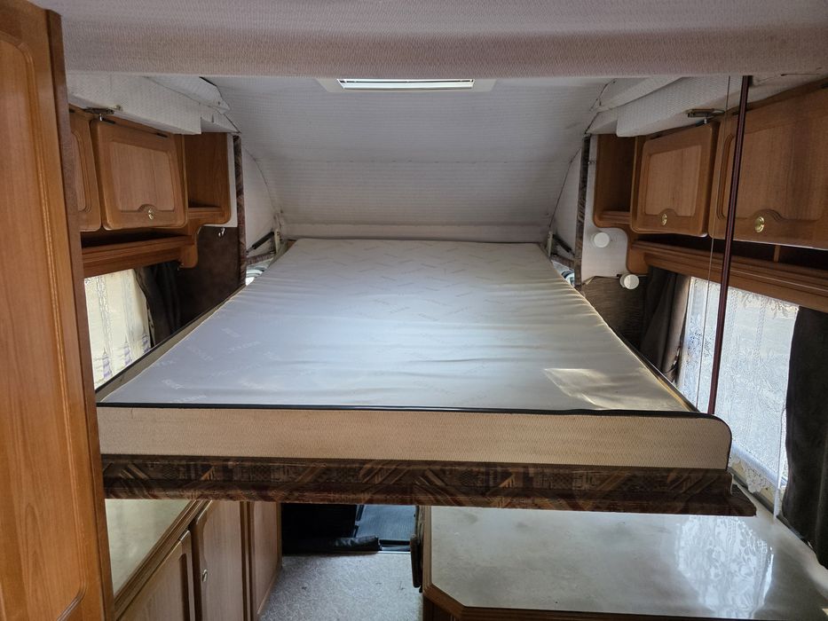 Autocaravana Fleurette Le Morillon 2.5D | 5 Lugares | Cama de Teto | Toldo