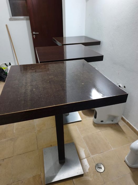 3 mesas em bom estado