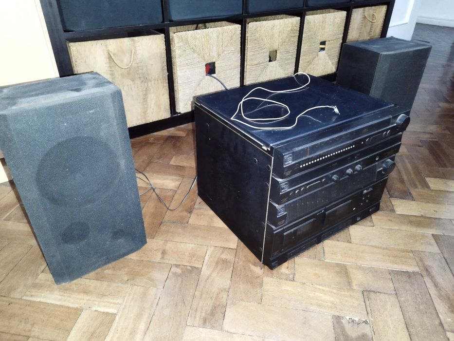 Sistema de som Schneider