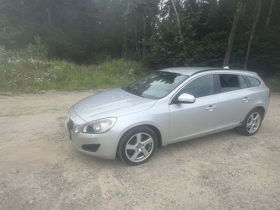 Volvo v60 2.0 D 2011