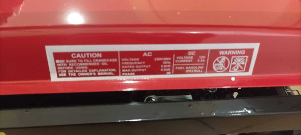 Бензиновий генератор Honda ECMT 7000 до 6 кВ трьохфазний • Новий