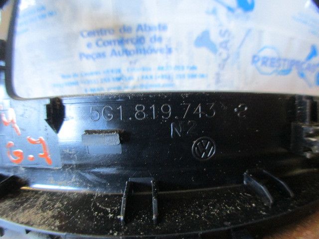 Moldura da consola central / rádio / aro VOLKSWAGEN Golf VII Variant (