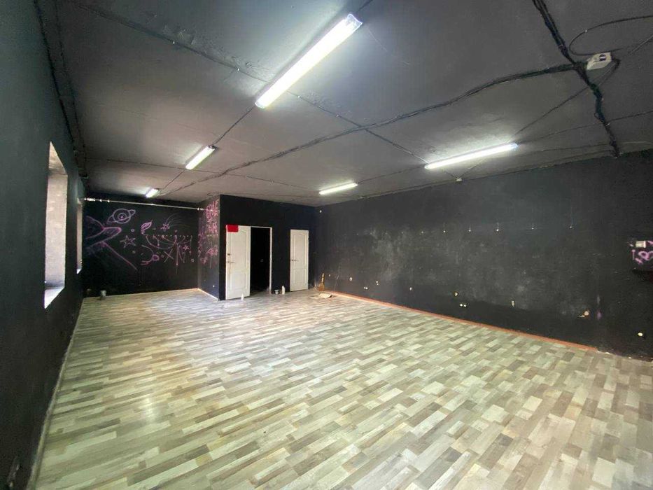 Продаж комерційних площ поруч з ЖК "Яровиця"!