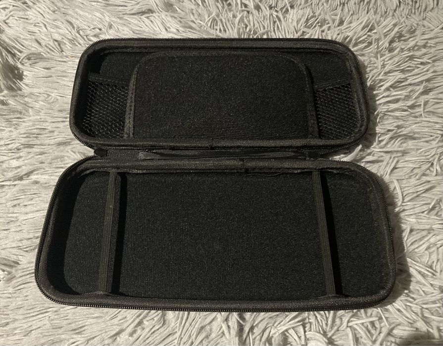 Etui na konsole Nintendo Switch
