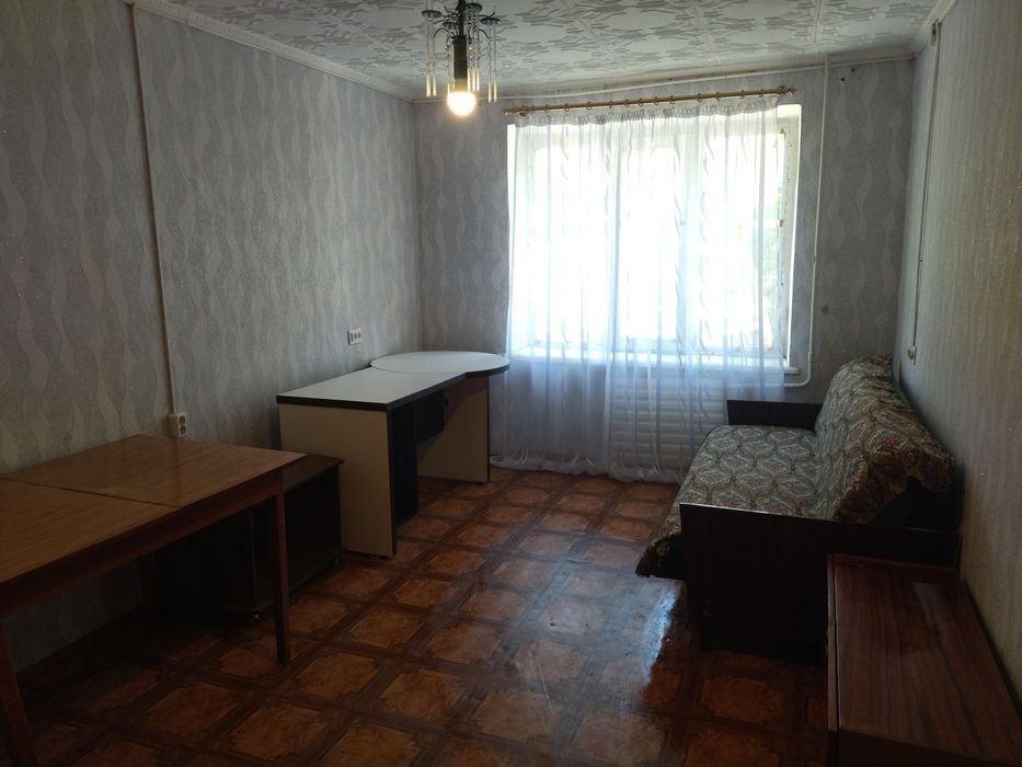 Здається кімната в гуртожитку