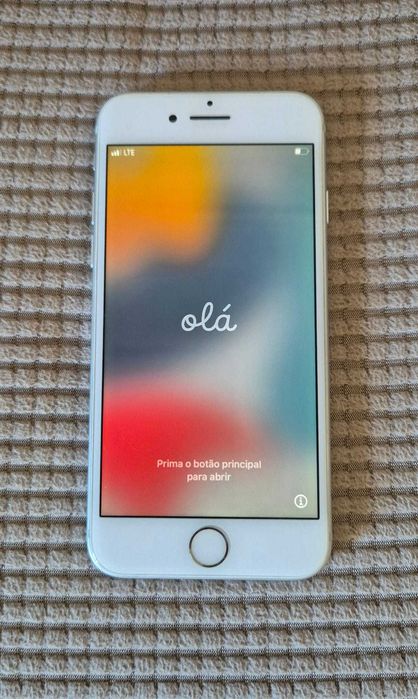 Telemóvel iPhone 7 – Silver - muito estimado