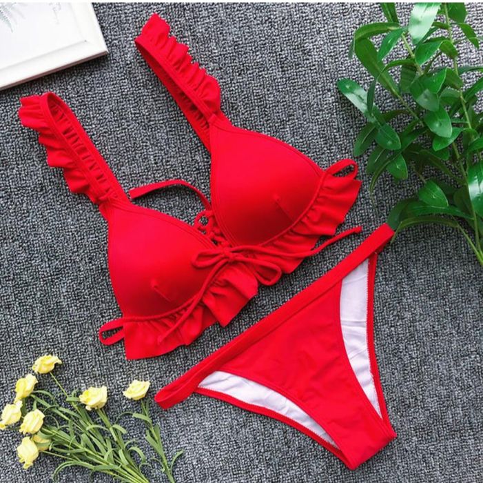 Продам купальник новый