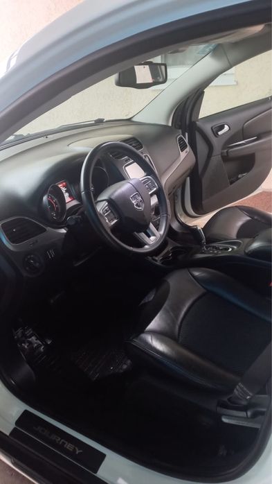 Продам додж джорні