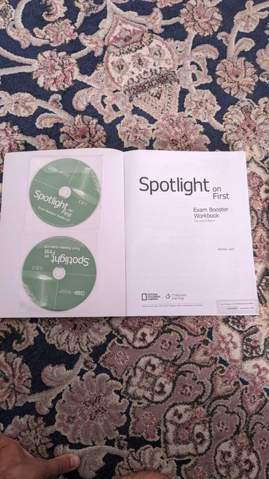 Livro Spotlight on First - student's book and workbook