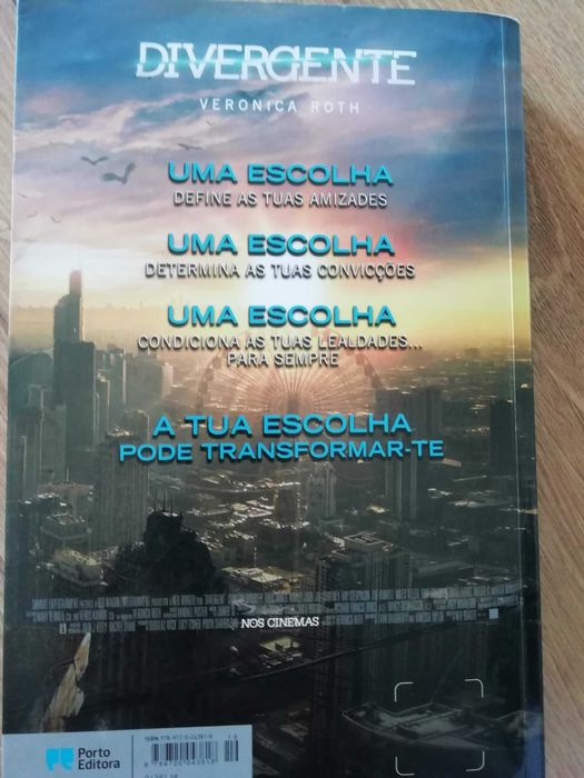livros: Insurgente, Divergente e Convergente