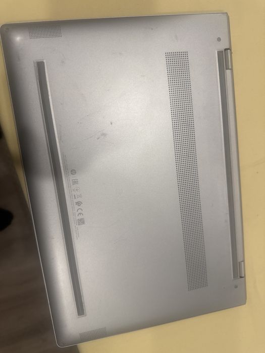 portátil HP Envy 13-ad008np