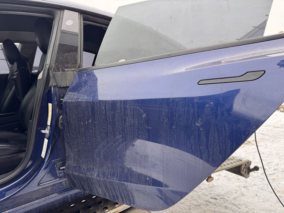 Капот Tesla Model 3 синій PPSB
