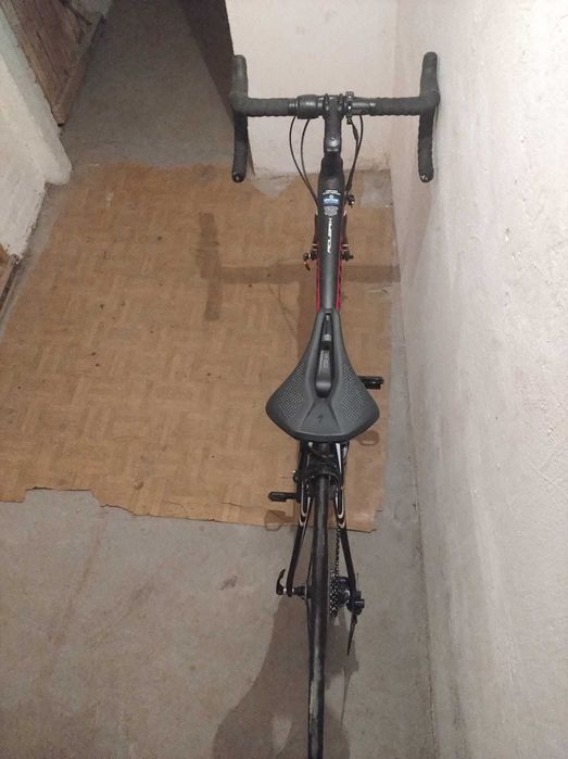 Rower szosowy Specialized Roubaix SL4 Carbon (Rozmiar 56) – Shimano 105