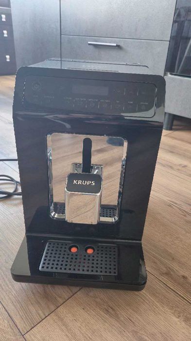 Продам кавомашину KRUPS EA890810