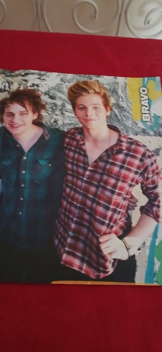 Poster Demi Lovato/5 Seconds of Summer, novo