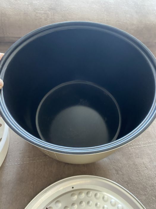 Чаша для мультиварки в наборе новая