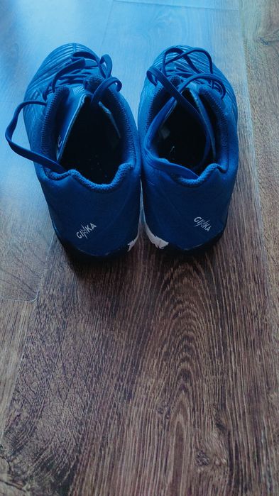 Buty sportowe halówki