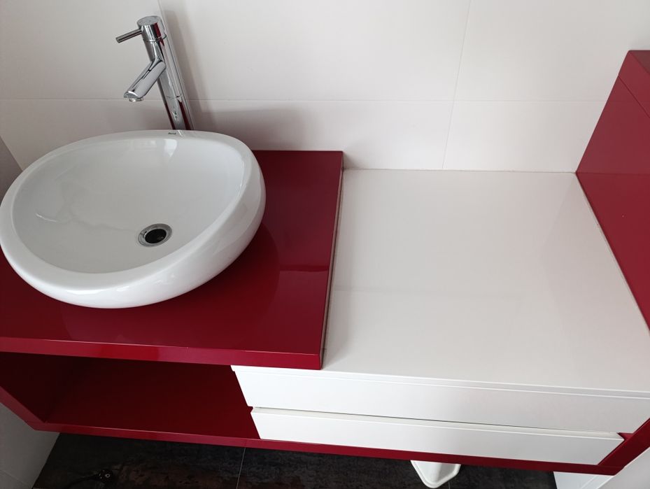 Conjunto moveis casa de banho