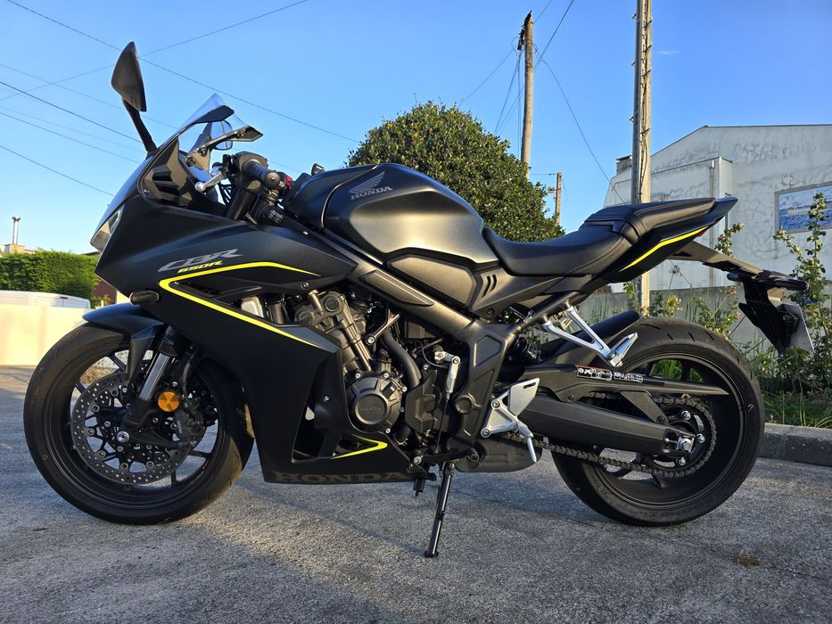 Honda CBR650R 2026/04 Nacional 1444km