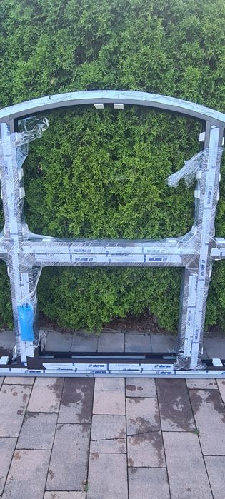 Nowe okna łukowe aluminiowe