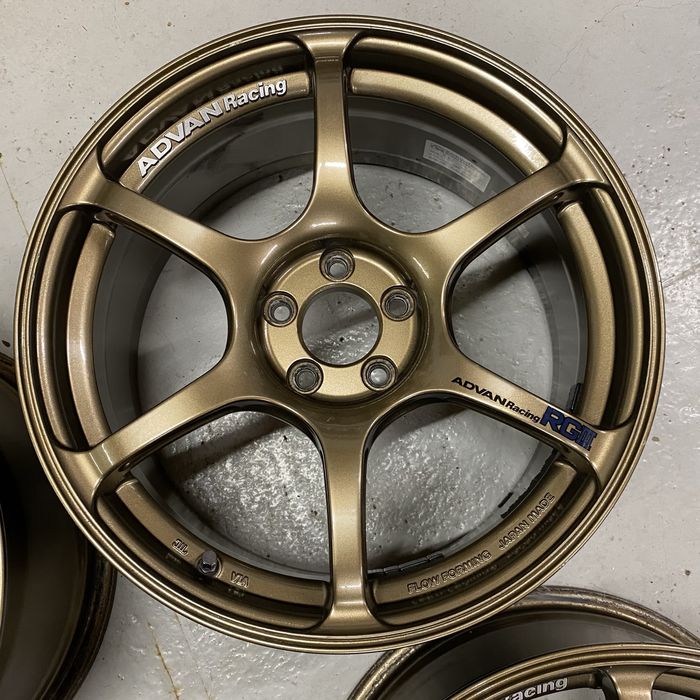 Felgi Advan Racing RG3 17x8 5x100 ET48 Subaru Impreza Forester STI
