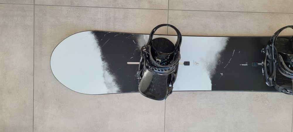 Deska snowboardowa Burton High Fidelity 162cm