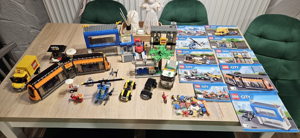 Lego city 60097 plac miejski.