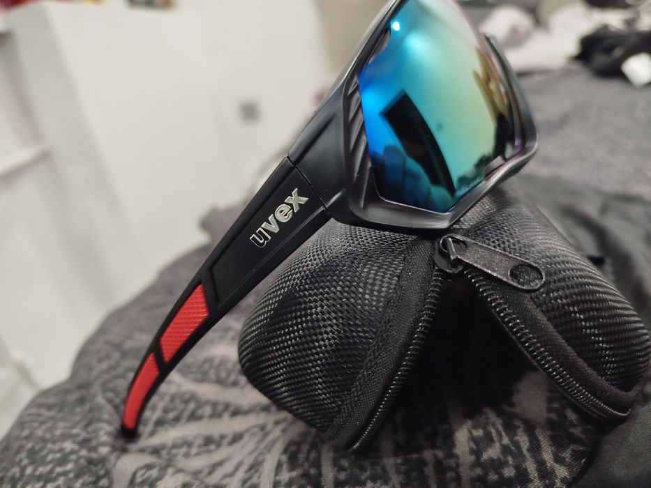 Nowe ultra lekkie okulary przeciwsłoneczne Uvex premium edition