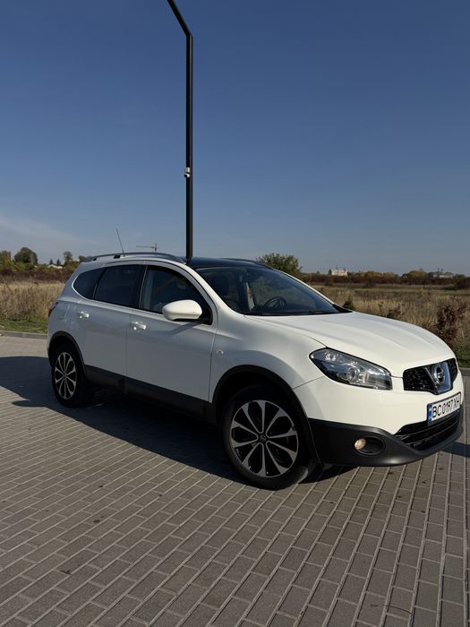 Nissan Qashqai +2 2010p