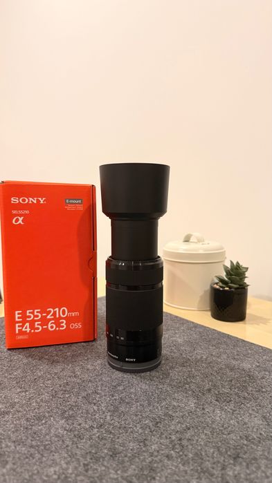 Objetiva Sony E 55-210mm F4.5-6.3 OSS