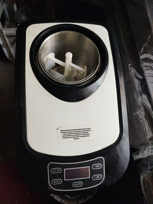 Продам мороженицю