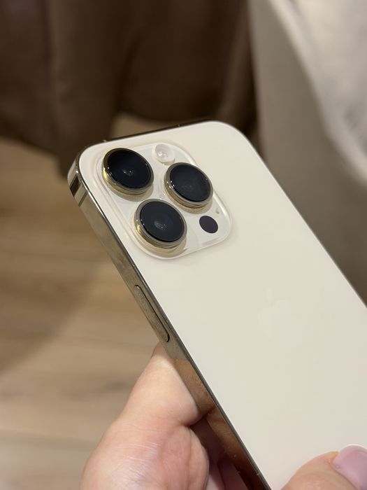 Продам iPhone 14про