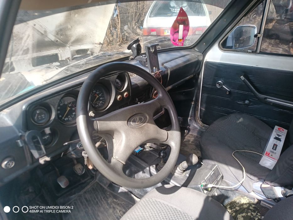 ВАЗ нива 2121 в хорошем состоянии