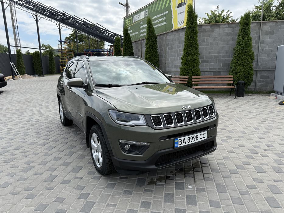 Продам Jeep Compass