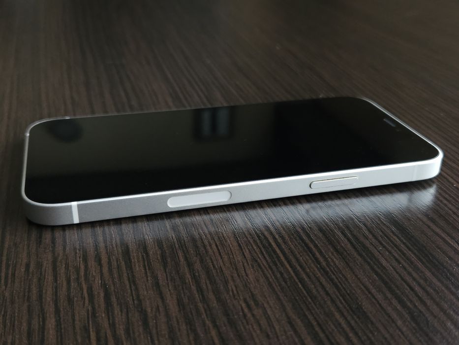 IPhone 12, 64Gb білий