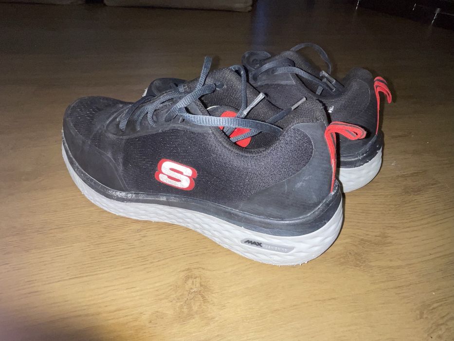Buty robocze Skechers S3 r 43 - metalowy nosek SRC