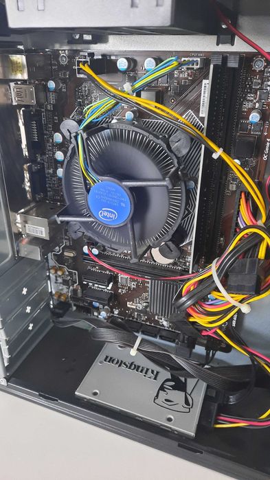 Системний блок: i3-6100, 120Gb SSD, 8Gb RAM