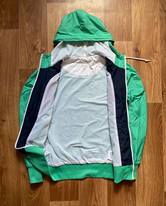 Nike - вітровка куртка легка спортивна розмір S