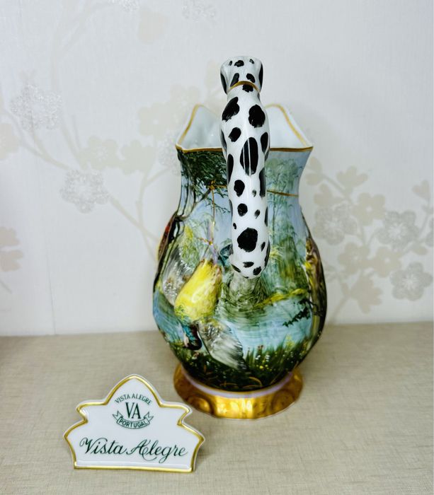 Jarro Caça em Biscuit Pintado à mão Vista Alegre