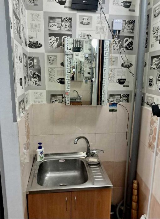 Комната в коммунальном квартире на Генерала Петрова со своей водой.