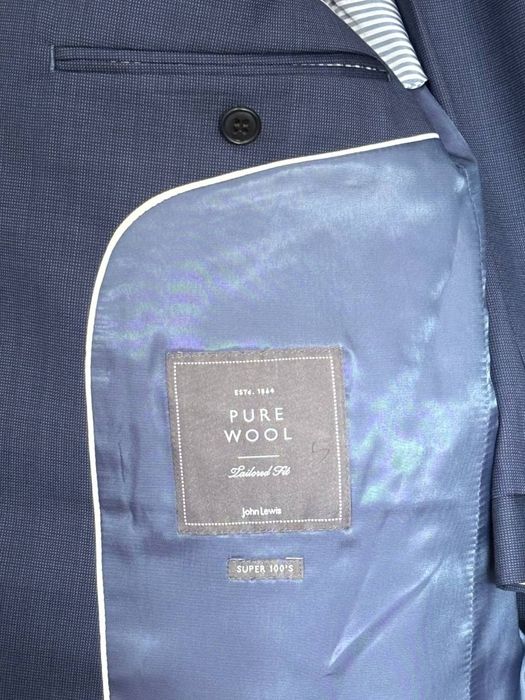 Брендовий John Lewis новий чоловічий костюм