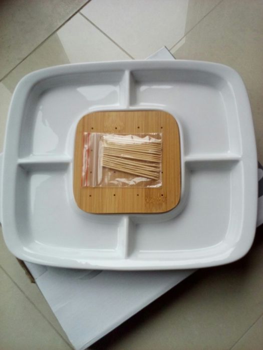 Prato Aperitivos em Porcelana