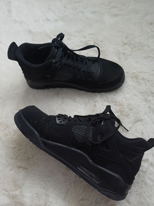 Jordan 4 Black cat