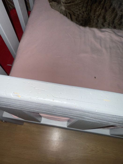 Drewniane łóżko dziecięce Domek