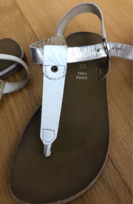 Sandálias em pele para menina, tam. 30