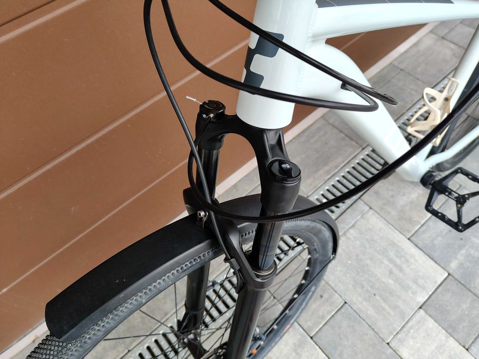 Rower trekkingowy Cube Acid 28"/Sram/RockShox