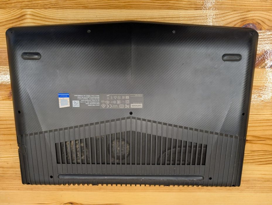 Ноутбук Lenovo Y520 на I5