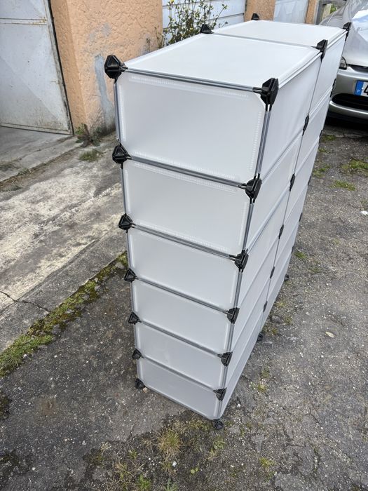 Vende-se armario sapateira branco em plastico