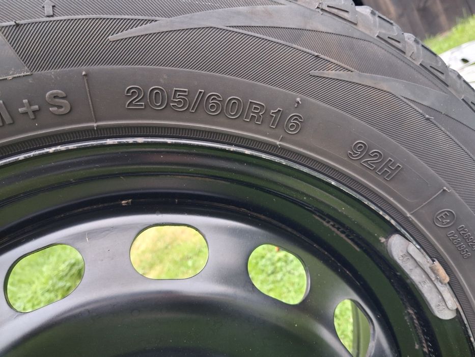 Koła opony zimowe Neolin 205/60 R16+ stalówki+ kołpaki
